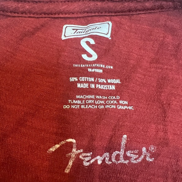 Fender Women’s Tee - Picture 4 of 5